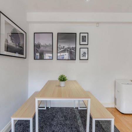 London Waterloo Apartment With Large Private Terrace - View Of The London Eye - 1 Bedroom 1 Bath Exterior foto