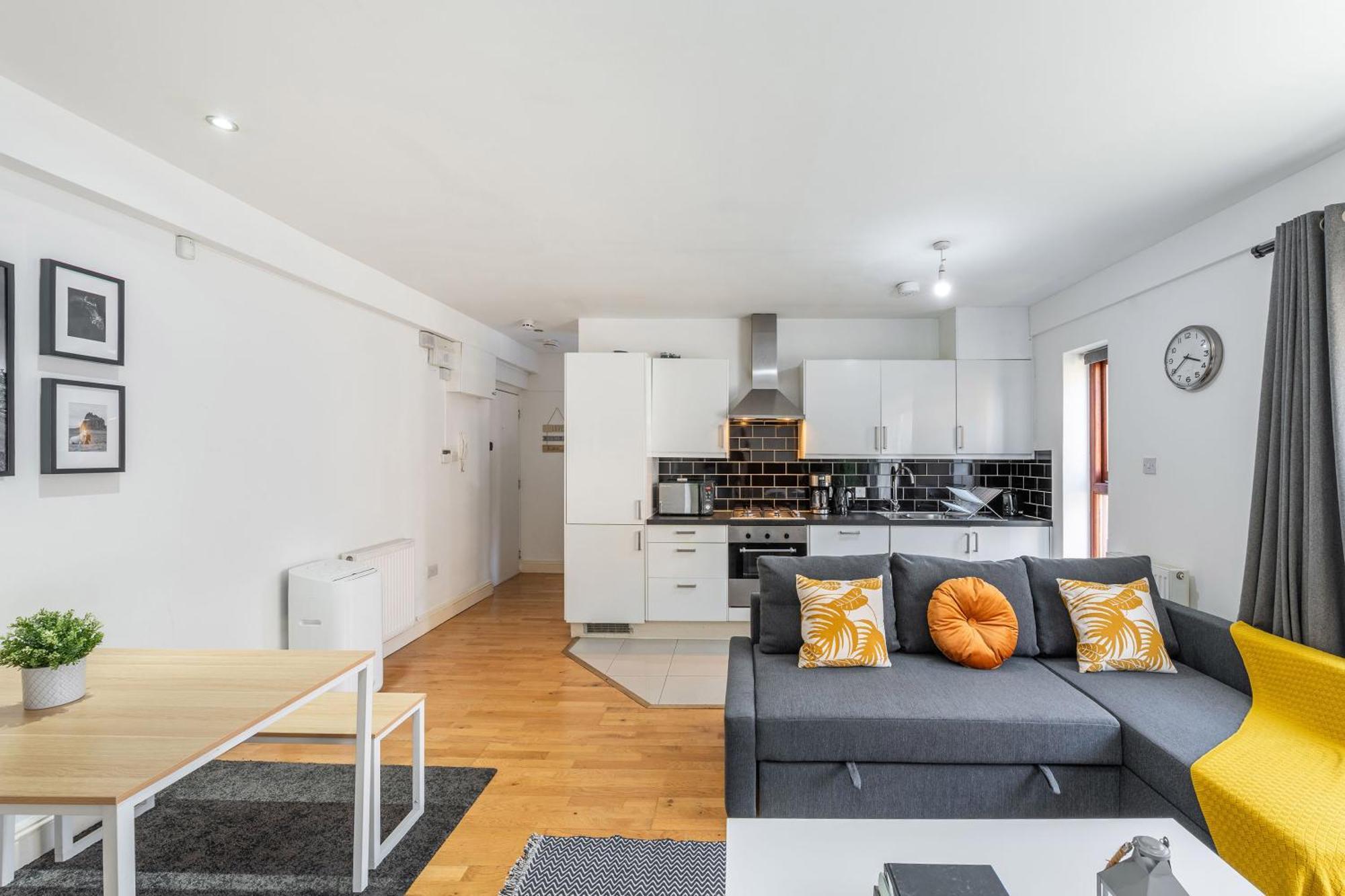 London Waterloo Apartment With Large Private Terrace - View Of The London Eye - 1 Bedroom 1 Bath Exterior foto